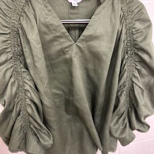 Top Time and tru Top large 12 to 14 beautiful color! Long sleeve-V neck-stylish